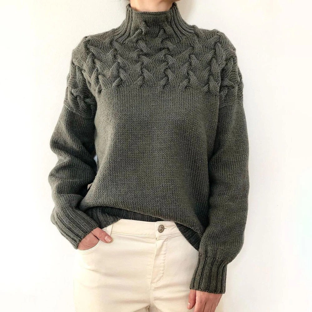 Holly – Cloud-Soft Turtleneck Sweater