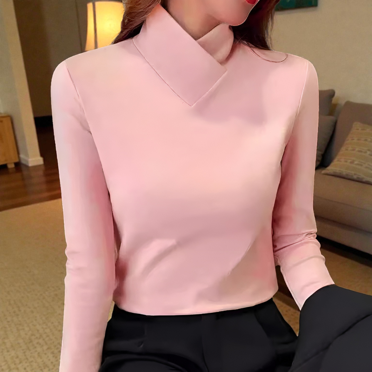 Ruby – Elegant Turtleneck Knit