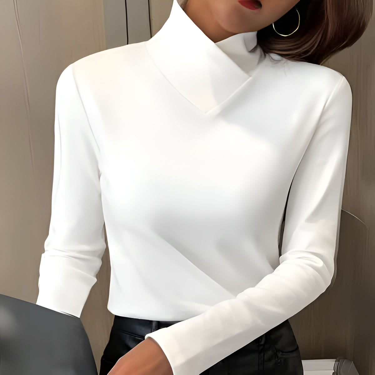 Ruby – Elegant Turtleneck Knit